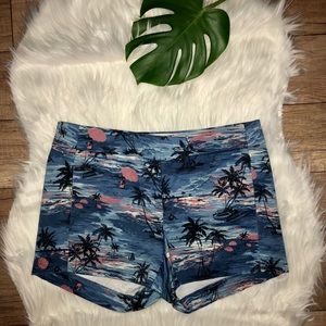 NWT J.Crew Island Print Shorts